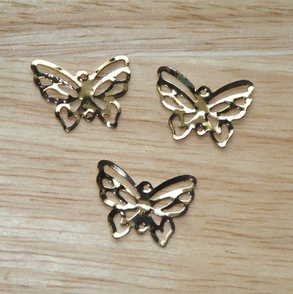 Kovový filigrán - motýľ 20x16 mm - farba zlatá, 1 ks